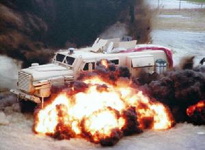 美國為針對游擊隊不得不大量購進了各種型號的“防地雷反伏擊車”（MRAP）