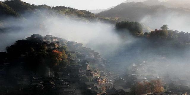 三峽巫山縣古墓 恐現一種特殊的“墓葬”，讓眾多遊客受驚不已