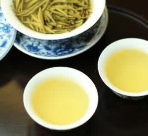 白豪銀針茶湯