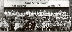 圖：1929年August-Siekmann-Möbelwerke品牌成立初期合影