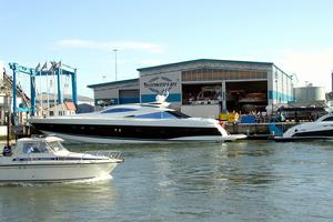 聖汐遊艇Sunseeker Yacht