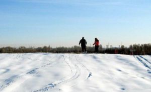 懸壁滑雪場