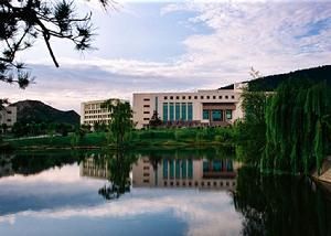 TaiShan University