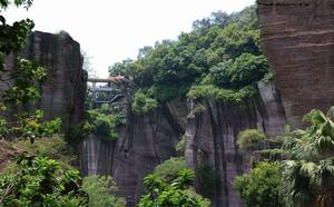 蓮花山古採石場