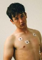 馬丁   演員 Barry Keoghan