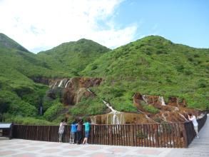 東北角村[廣東遂溪縣江洪鎮下轄村]