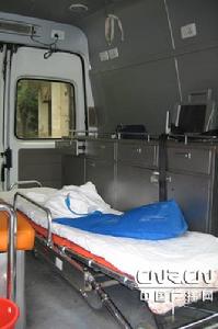 （圖）正規救護車