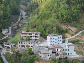 瓦房村[河北省承德市承德縣磴上鄉瓦房村]