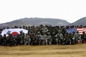 “關鍵決心”美韓聯合軍演中雙方士兵
