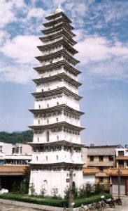 鷲峰寺塔