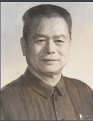 李泮明 李泮明
