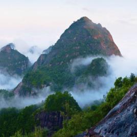 都嶠山