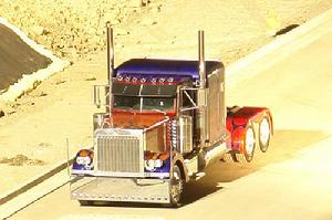 Peterbilt 389