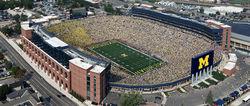 密西根大學體育場Michigan Stadium