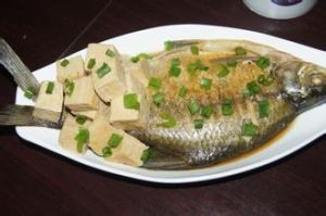 蒸豆腐魚