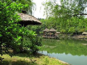 恩龍民俗風情園