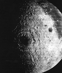 月球4號拍攝的月球表面照片