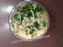 銀魚豆腐湯