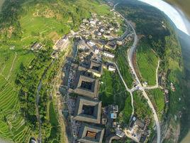 南江村[福建省龍巖市永定區湖坑鎮南江村]