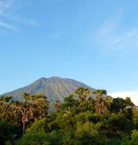 阿貢火山