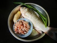 包瓜肉糜嵌鯽魚