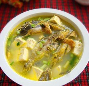 豆腐魚條湯鍋