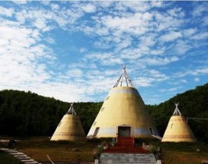 新生鄂倫春民族旅遊區