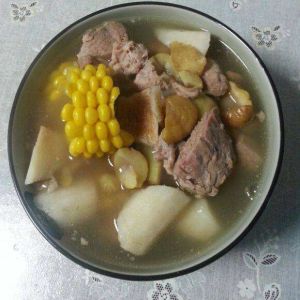 玉米栗子豬瘦肉湯