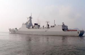 中國052型飛彈驅逐艦