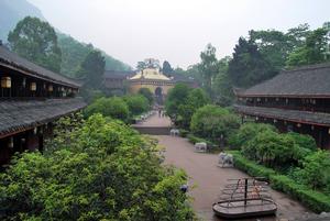 萬年寺[四川峨眉山寺廟]