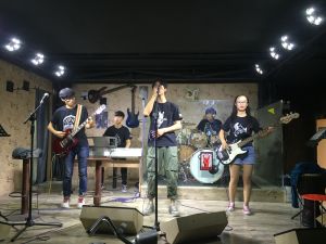 aiyue bar 駐演