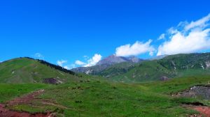 新疆托木爾峰國家級自然保護區