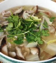 冬菇莧菜湯
