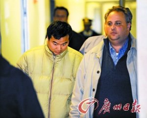 江海松被當地警方逮捕