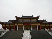 蓮花山寺[大連市區內最大的佛教寺院]