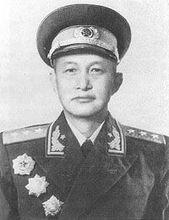 首任軍長洪學智