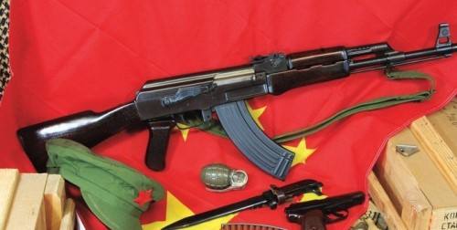 AK-47創造者：從無名小卒到武器設計大師的蛻變