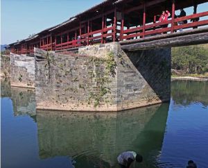 彩虹橋[婺源古廊橋]