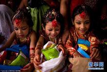 尼泊爾百名女孩角逐庫瑪麗“活女神”