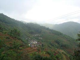 長地山村