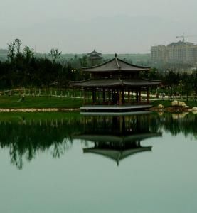 曲江池遺址公園