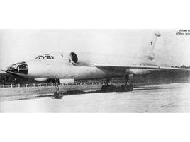 圖-98轟炸機
