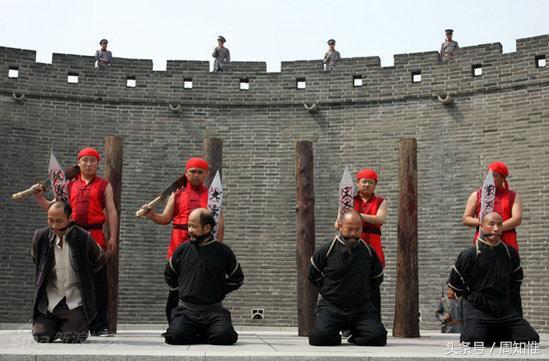 史上最牛死刑犯，行刑前對皇帝大喝一聲，就被尊為名將，一人滅四國