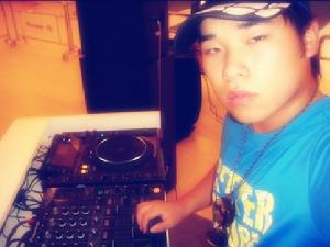 DJ Jackl 於錦亮 2010年