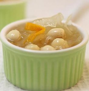 蓮子陳皮煲銀耳 蓮子陳皮煲銀耳