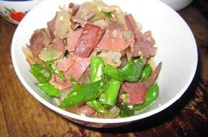 青椒炒火腿 青椒炒火腿