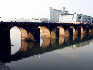 屯溪老大橋