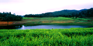 赫章國家森林公園平山銀瓶湖風光