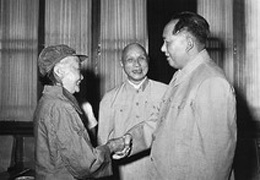 左起:張龍地、鄧子恢、毛澤東。