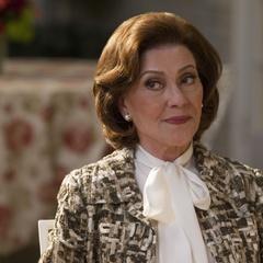 Kelly Bishop